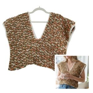 #3019 ‼️1 OF A KIND‼️NEW‼️Crocheted Front/Back V-Neck Cropped Sweater Top